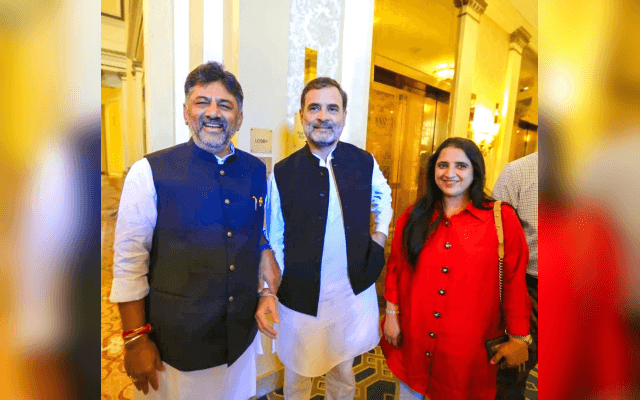 ಸಿಎಂ ಕುರ್ಚಿ ಕಾಳಗ; ಅಮೆರಿಕದಲ್ಲಿ ರಾಹುಲ್‌ ಗಾಂಧಿ ಭೇಟಿಯಾದ ಡಿಕೆಶಿ