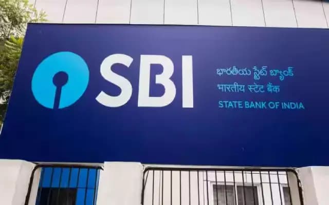 ಎಸ್‌ಬಿಐ ಲೆಂಡಿಂಗ್‌ ದರದಲ್ಲಿ ಮತ್ತೆ ಏರಿಕೆ : ಇಎಮ್‌ಐ ಇನ್ನು ದುಬಾರಿ
