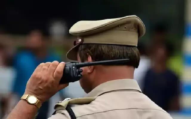 ಶಾಸಕನ ಮನೆಯಲ್ಲಿ ಅಪ್ರಾಪ್ತೆ ಸಾವು : ದೂರು ದಾಖಲಾಗ್ತಿದ್ದಂತೆ  ಪತ್ನಿ ಸಮೇತ ಎಮ್‌ಎಲ್‌ಎ ಪರಾರಿ!