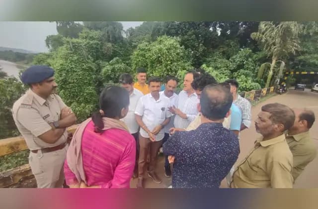 ಪೊಳಲಿ ಪ್ರತಿಭಟನೆ ಹಿಂತೆಗೆತ: ಸ್ಥಳಕ್ಕೆ ದೌಡಾಯಿಸಿದ ತಹಶೀಲ್ದಾರ್ ನೇತೃತ್ವದ ಅಧಿಕಾರಿಗಳು