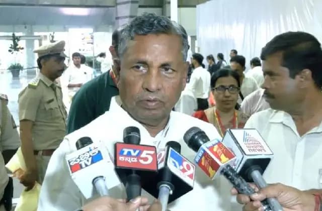 ರಾಜ್ಯದಲ್ಲಿ11 ಲಕ್ಷ ಪಡಿತರ ಚೀಟಿ ರದ್ದಾಗಿದೆ ಎಂಬ ವಿಚಾರಕ್ಕೆ ಸಚಿವ ಕೆ.ಎಚ್.ಮುನಿಯಪ್ಪ ಪ್ರತಿಕ್ರಿಯೆ