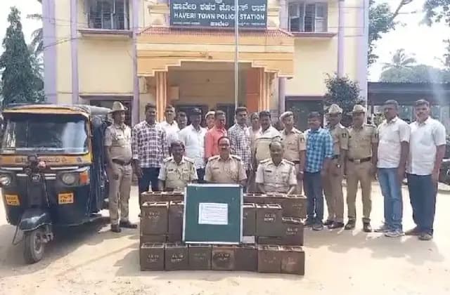ಹಳೆಯ ಬ್ಯಾಲೆಟ್​ ಬಾಕ್ಸ್ ಪತ್ತೆ: ಐವರು ಆರೋಪಿಗಳ ಬಂಧನ