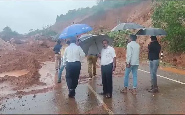 ಶಿರೂರು ಗುಡ್ಡ ಕುಸಿತ : ಜಿಯೊಲಾಜಿಕಲ್ ಸರ್ವೆ ಆಫ್ ಇಂಡಿಯಾ ತಂಡ ಭೇಟಿ