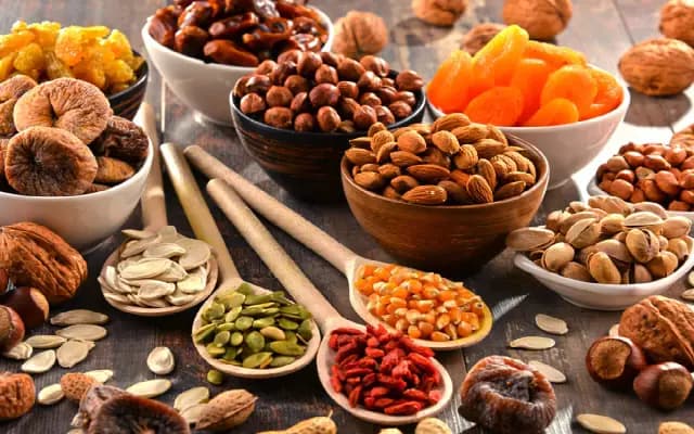 ನೇರವಾಗಿ ತಿನ್ನೋ ಬದಲು ಡ್ರೈ ಫ್ರೂಟ್ಸ್​ ಹೀಗೆ ತಿನ್ನಿ!