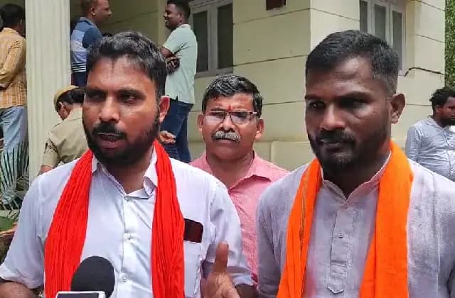 ಉಪವಲಯ ಅರಣ್ಯಾಧಿಕಾರಿ ಸಂಜೀವ ಪೂಜಾರಿ ವಿರುದ್ಧ ನಡೆಸುತ್ತಿದ್ದ ಪ್ರತಿಭಟನೆ ಹಿಂಪಡೆದ ಹಿಂಜಾವೇ