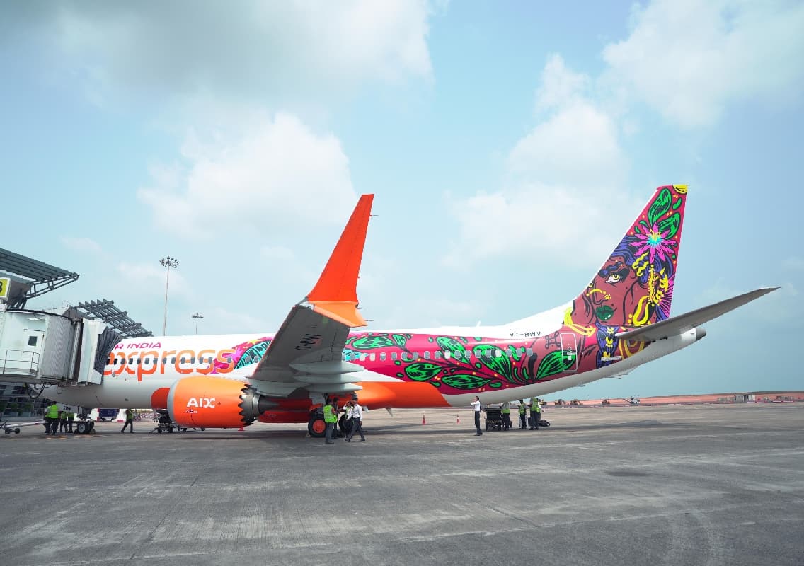 ಏ‌ರ್ ಇಂಡಿಯಾ ಎಕ್ಸ್ ಪ್ರೆಸ್ ಫೈಯಿಂಗ್ ಕ್ಯಾನ್‌ವಾಸ್‌ , ಮಂಗಳೂರಿಗೆ ಬಂತು ಕಲಾಕೃತಿ ಅಲಂಕೃತ ವಿಮಾನ !
