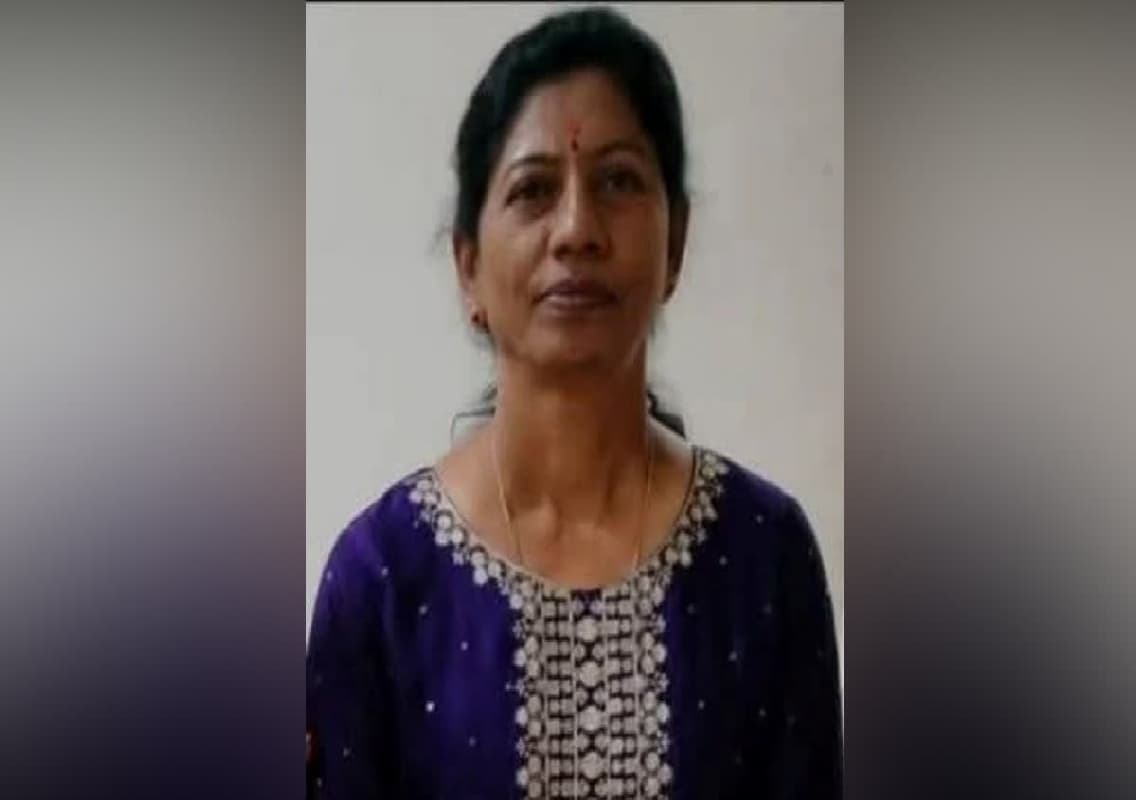 ಪೆಟ್ರೋಲ್ ಸುರಿದು ಬೆಂಕಿ ಹಚ್ಚಿ ಸರ್ಕಾರಿ ಶಾಲಾ‌ ಶಿಕ್ಷಕಿಯ ಬರ್ಬರ ಹತ್ಯೆ!