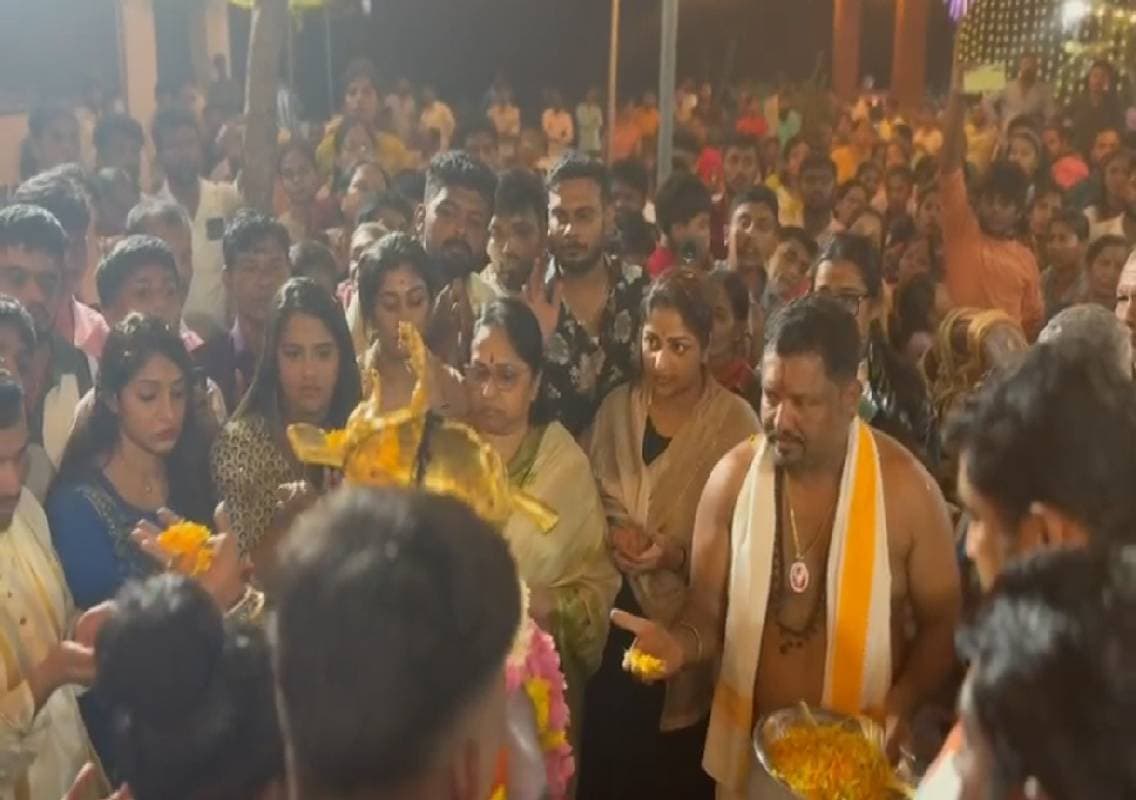 ಕೊರಗಜ್ಜನಿಗೆ ಕೋಲ ಸೇವೆ ಸಲ್ಲಿಸಿದ ನಟಿ ರಚಿತಾ ರಾಮ್
