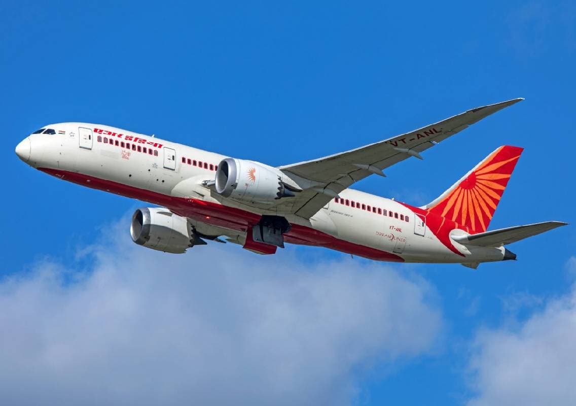 ಭಾರೀ ಮಳೆ; ವಿಮಾನ ಸಂಚಾರ ವ್ಯತ್ಯಯ!