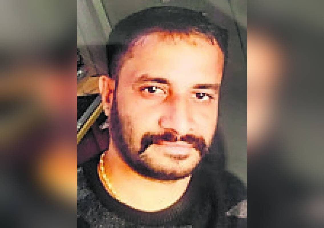 ಕ್ಷುಲ್ಲಕ ಕಾರಣಕ್ಕೆ ಸರ್ಕಾರಿ ನೌಕರನ ಕೊಲೆ: ಮೂವರು ಪೊಲೀಸರ ವಶಕ್ಕೆ
