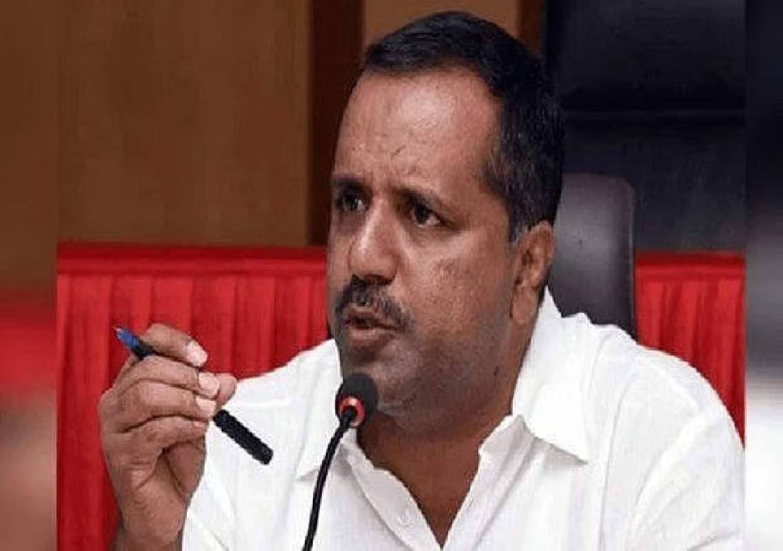 ರಾಜ್ಯದ ಹೋಟೆಲ್‌ಗಳ ಅಡುಗೆ ಮನೆಯಲ್ಲಿ ಕ್ಯಾಮೆರಾ ಕಡ್ಡಾಯ – ಸಚಿವ ಯು.ಟಿ. ಖಾದರ್