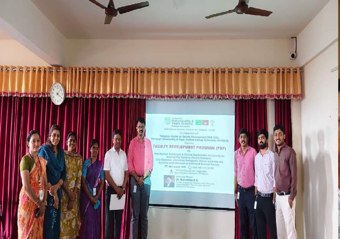 ಯೆನೆಪೋಯ ನ್ಯಾಚುರೋಪತಿ ಮತ್ತು ಯೋಗಿಕ್ ಸೈನ್ಸಸ್ ಕಾಲೇಜು ಮತ್ತು ಆಸ್ಪತ್ರೆಯಲ್ಲಿ ಮೋಕ್ಸಿಬಷನ್ ಕುರಿತು ಅಧ್ಯಾಪಕರ ಅಭಿವೃದ್ಧಿ ಕಾರ್ಯಕ್ರಮ
