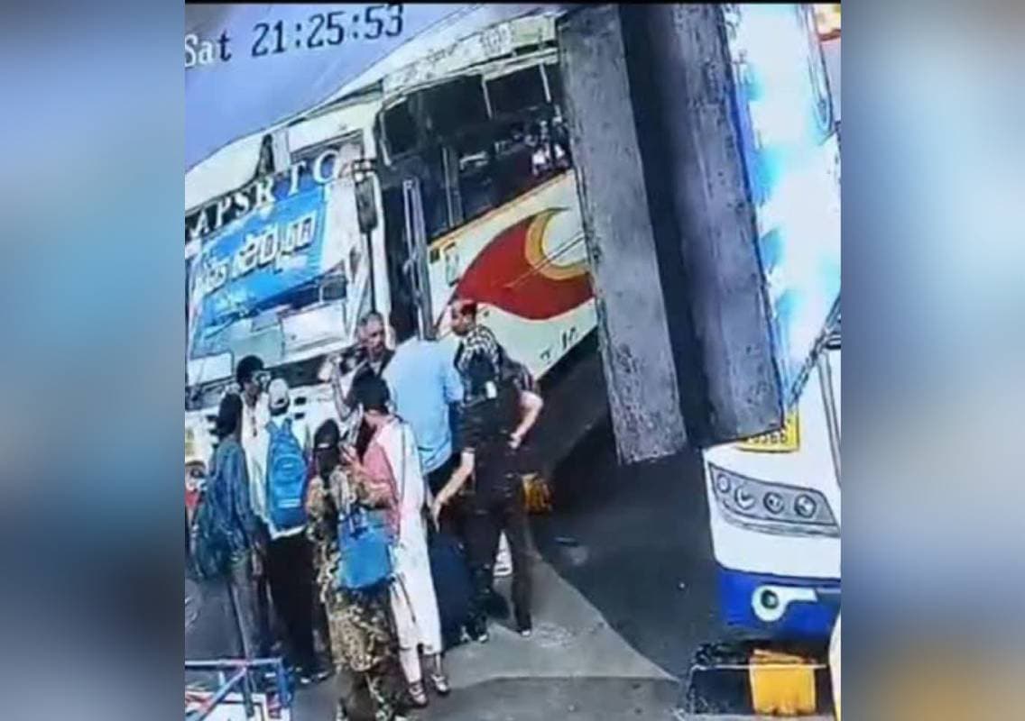 ಮೈಸೂರು: ಗ್ರಾಮಾಂತರ ಬಸ್ ನಿಲ್ದಾದಲ್ಲಿ2.30 ಲಕ್ಷದ ಚಿನ್ನ ಪಿಕ್‌ ಪಾಕೆಟ್‌