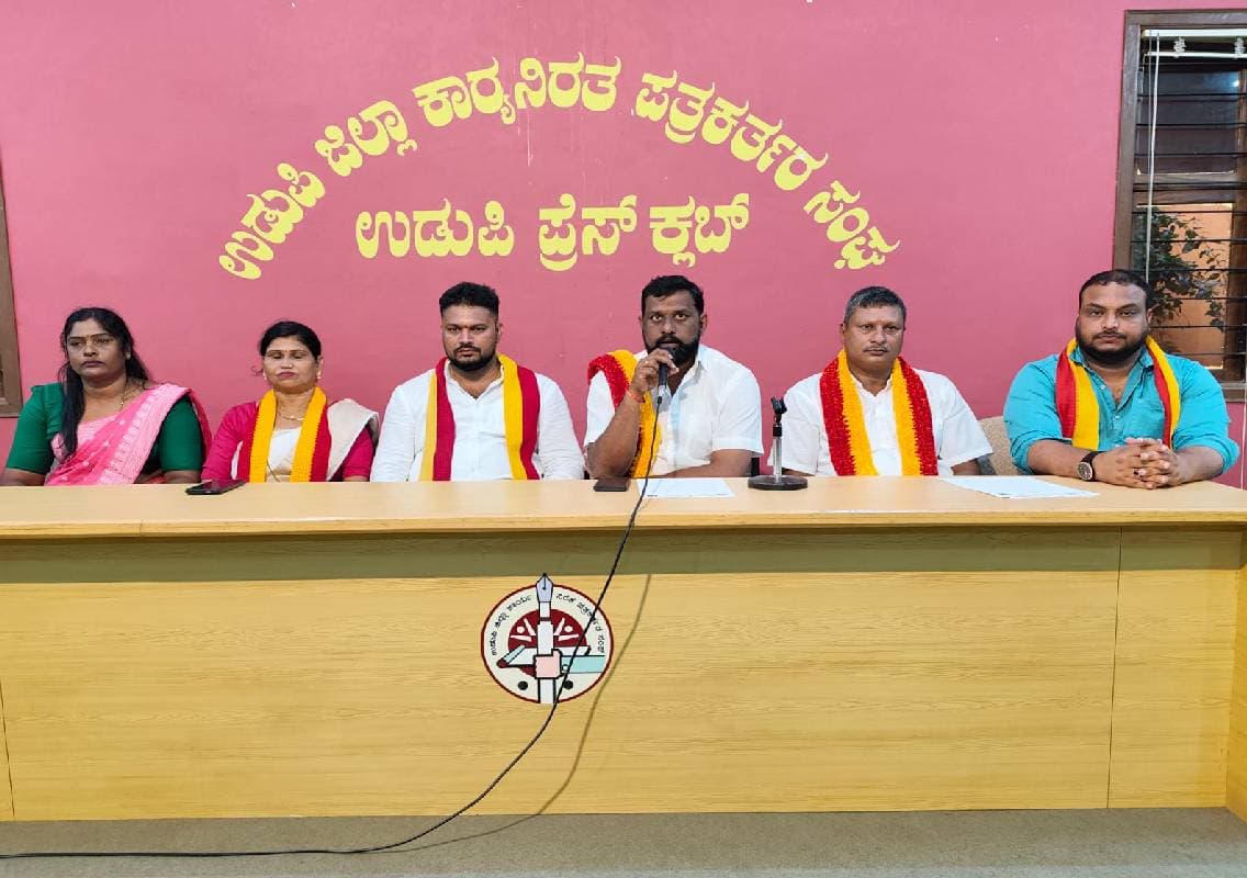ನ.5ರೊಳಗೆ ಜಿಲ್ಲಾಸ್ಪತ್ರೆ ಆರಂಭಕ್ಕೆ ಗಡುವು: ಕರವೇ