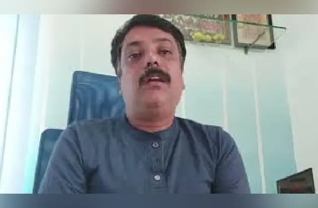 ಮರಾಠ ಸಂಪ್ರದಾಯದಂತೆ ನಿರ್ದೇಶಕ ವಿನೋದ್ ಅಂತ್ಯಕ್ರಿಯೆ