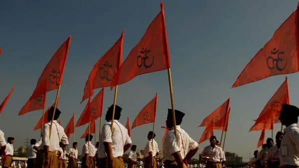 ಸರ್ಕಾರಿ ಅಧಿಕಾರಿಗಳ ಮೇಲಿದ್ದ ಆರೆಸ್ಸೆಸ್‌ ನಿಷೇಧ ಹಿಂಪಡೆದ ಕೇಂದ್ರ!