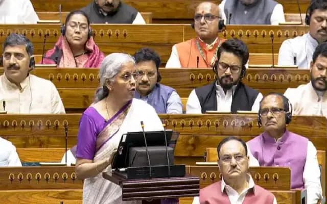 ಕೇಂದ್ರ ಬಜೆಟ್​​ನಲ್ಲಿ ಕೃಷಿ ಕ್ಷೇತ್ರಕ್ಕೆ ಮತ್ತು ಯುವ ಉದ್ಯೋಗಿಗಳಿಗೆ ಭರ್ಜರಿ ಕೊಡುಗೆ