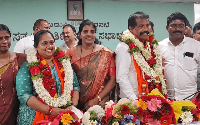 ಉಡುಪಿ ನಗರಸಭೆ: ಪ್ರಭಾಕರ ಪೂಜಾರಿ ಅಧ್ಯಕ್ಷ, ರಜನಿ ಹೆಬ್ಬಾರ್‌ ಉಪಾಧ್ಯಕ್ಷೆ