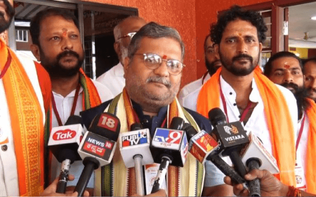 ʼಹಿಂದೂಗಳ ಧಾರ್ಮಿಕ ಮೆರವಣಿಗೆ ರಕ್ಷಣೆಗೆ 50 ಮಂದಿ ಶ್ರೀರಾಮ‌ಸೇನೆ ಕಾರ್ಯಕರ್ತರು ತಲವಾರು ಸಮೇತ ಸಜ್ಜುʼ