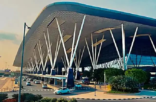ಬೆಂಗಳೂರಿನ ಏರ್ಪೋರ್ಟ್ ಲಾಂಜ್ ಹಗರಣ!