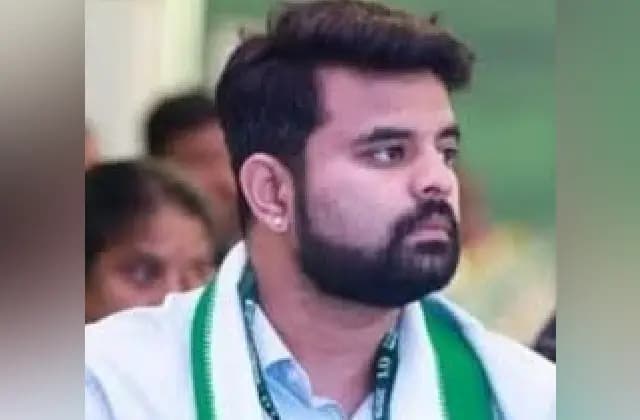 ಪ್ರಜ್ವಲ್ ರೇವಣ್ಣ ಜಾಮೀನು ಅರ್ಜಿ ವಜಾಗೊಳಿಸಿದ ಕೋರ್ಟ್