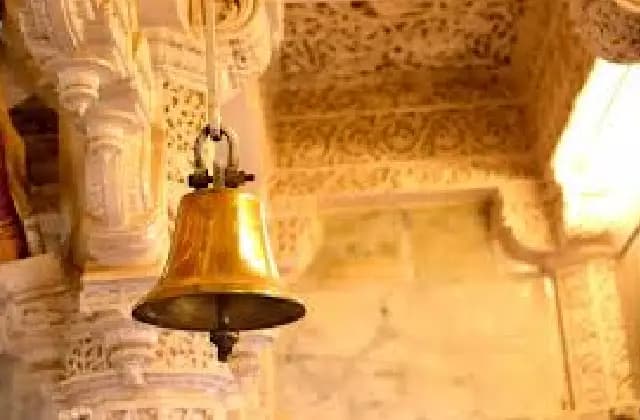 ದೇವಸ್ಥಾನದಲ್ಲಿ ಜೋರಾಗಿ ಘಂಟೆ ಬಾರಿಸಿದರೆ ಶಬ್ದಮಾಲಿನ್ಯ!