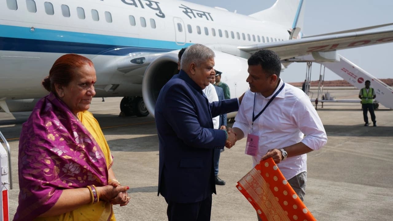 ಉಪರಾಷ್ಟ್ರಪತಿ ಜಗದೀಶ್ ಧನ್ ಕರ್ ಮಂಗಳೂರು ಅಂತರರಾಷ್ಟ್ರೀಯ ವಿಮಾನ ನಿಲ್ದಾಣಕ್ಕೆ ಆಗಮನ