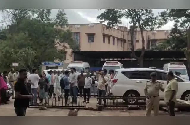ಹುಬ್ಬಳ್ಳಿಯಲ್ಲಿ ಮಹಿಳೆಗೆ ಚಾಕು ಇರಿತ: ಆರೋಪಿ ಪೊಲೀಸರ ವಶಕ್ಕೆ