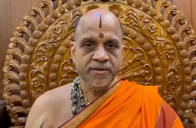 ಬಾಂಗ್ಲಾದೇಶದಲ್ಲಿ ಇಸ್ಕಾನ್ ನಾಯಕನ ಬಂಧನ ಅತ್ಯಂತ ಖಂಡನೀಯ: ಸುಗುಣೇಂದ್ರತೀರ್ಥ ಸ್ವಾಮೀಜಿ