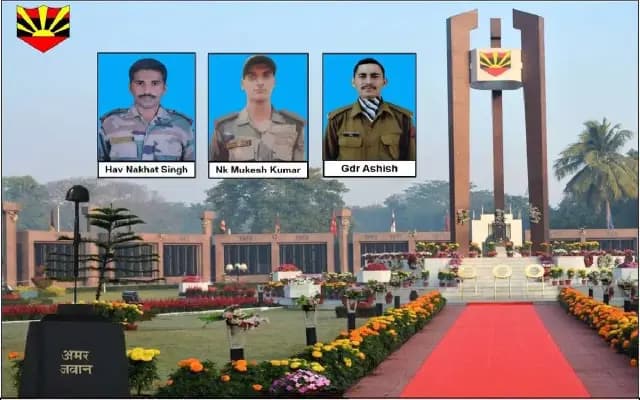 ಸೇನಾ ವಾಹನ ಕಂದಕಕ್ಕೆ ಬಿದ್ದು, 3 ಸೈನಿಕರು ಸಾವು : ಹಲವರಿಗೆ ಗಾಯ