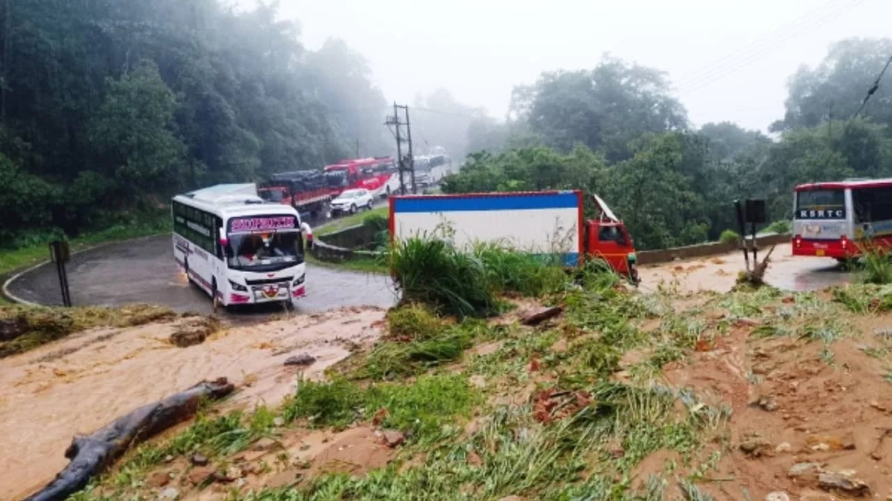 ಬಂದ್​ ಆಗಿದ್ದ ಶಿರಾಡಿಘಾಟ್​ನಲ್ಲಿ ವಾಹನ ಸಂಚಾರ ಆರಂಭ