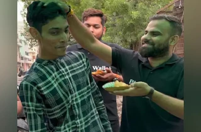 ಸಮೋಸಾ ಮಾರಾಟ ಮಾಡುವ ಯುವಕ NEET UG ಪರೀಕ್ಷೆಯಲ್ಲಿ ಉತ್ತೀರ್ಣ