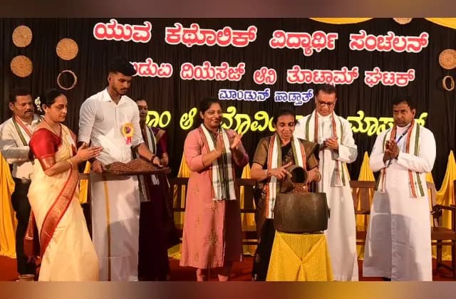 ಕೊಂಕಣಿ ಜಾನಪದ ಸಂಸ್ಕೃತಿ ಉಳಿಸುವ ಕಾರ್ಯವಾಗಬೇಕು: ಡೆನಿಸ್ ಡೆಸಾ