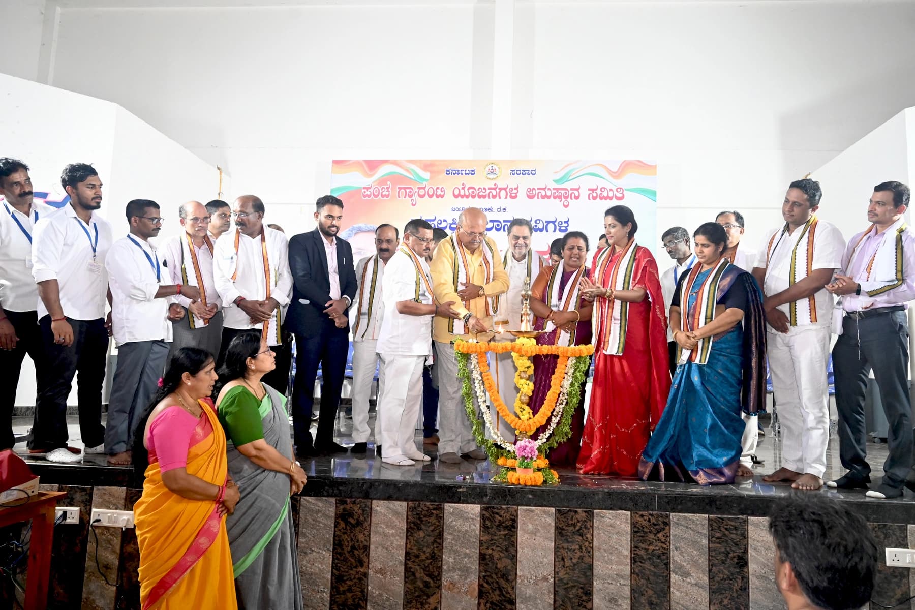ಕರ್ನಾಟಕದ ಗ್ಯಾರಂಟಿ ಯೋಜನೆ ಇಡೀ ದೇಶಕ್ಕೆ ಮಾದರಿಯಾಗಿದೆ: ಎಚ್ ಎಂ ರೇವಣ್ಣ