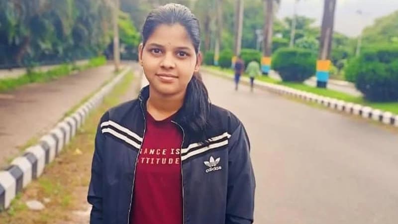 ಸರ್ಕಾರದಿಂದ ನೇಮಕಾತಿ ಸ್ಥಗಿತ – ರೈಲಿಗೆ ತಲೆಕೊಟ್ಟು ಉದ್ಯೋಗಾಕಾಂಕ್ಷಿ ಆತ್ಮಹತ್ಯೆ!