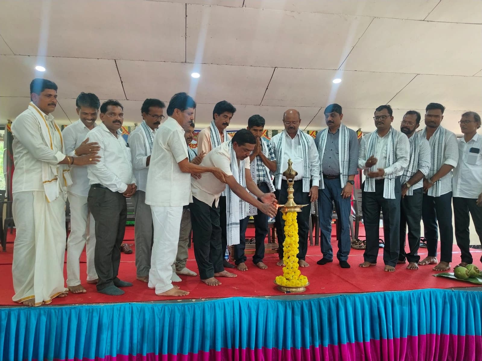 ʼದುಂದು ವೆಚ್ಚದ ವಿವಾಹಗಳ ಬದಲಾಗಿ ಸಾಮೂಹಿಕ ವಿವಾಹ ಉತ್ತಮ ಕಾರ್ಯʼ