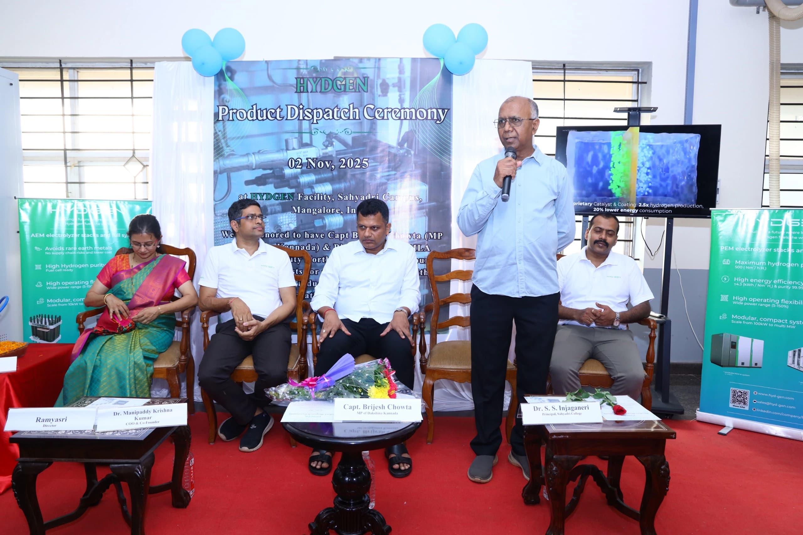 ಹೈಡ್ಜನ್ ಮ್ಯಾನುಫ್ಯಾಕ್ಚರಿಂಗ್ ಲ್ಯಾಬ್ ನಲ್ಲಿ  ತಯಾರಿಸಿದ ಮೊದಲ ಹೈಡ್ರೋಜನ್ ಎಲೆಕ್ಟ್ರೋಲೈಸರ್ ಅನ್ನು ಲ್ಯಾಬ್ ಗ್ರೋನ್ ಡೈಮಂಡ್ ಸೆಕ್ಟರ್ ಗೆ  ರವಾನೆ