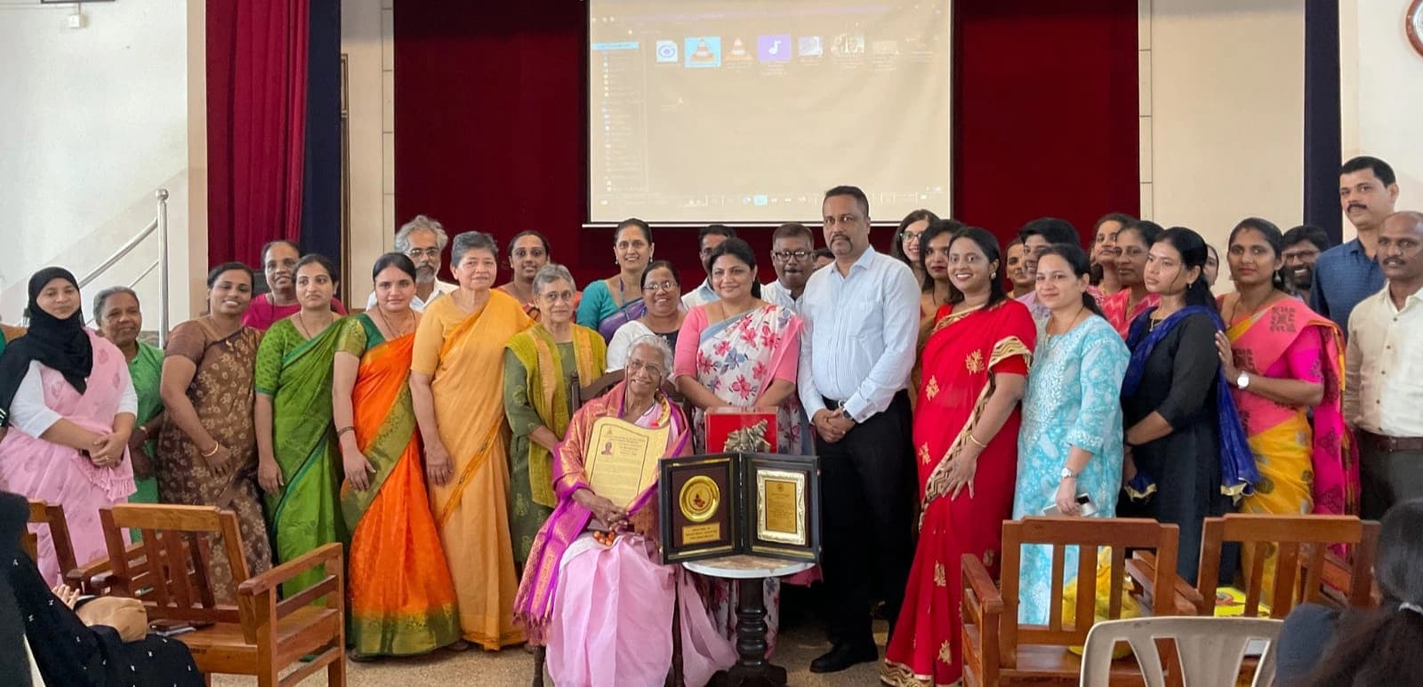 ಮಹಿಳಾ ಸಬಲೀಕರಣದ ಸಂಭ್ರಮ: ಅಂತಾರಾಷ್ಟ್ರೀಯ ಮಹಿಳಾ ದಿನದ ಅಂಗವಾಗಿ ಡಾ. ರೀಟಾ ನೊರೊನ್ಹಾ ಅವರಿಗೆ ಗೌರವ
