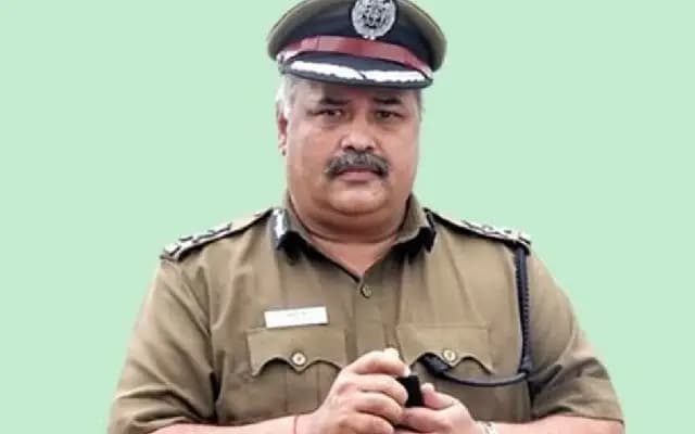 ವಿಚ್ಛೇದಿತ ಪತ್ನಿಯ ಮನೆಗೆ ಅಕ್ರಮ ಪ್ರವೇಶ : ಮಾಜಿ ಡಿಜಿಪಿ ರಾಜೇಶ್ ದಾಸ್ ಬಂಧನ