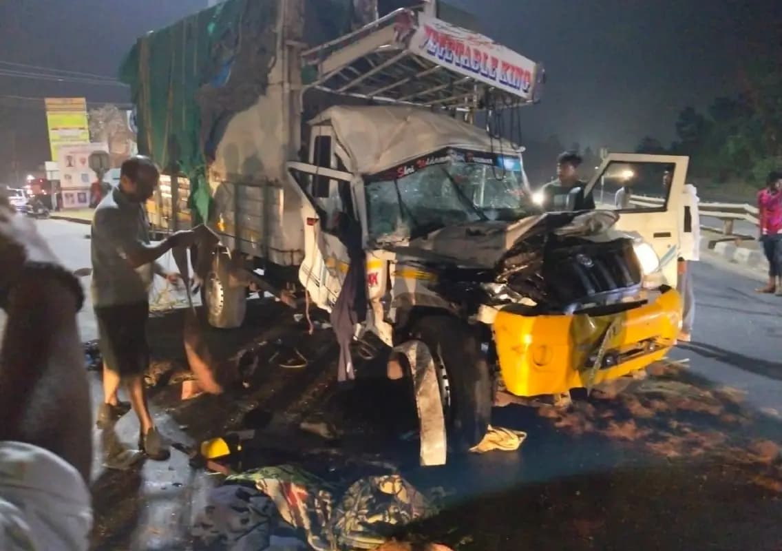 ಉಡುಪಿ: ಅಕ್ರಮವಾಗಿ ಕೋಣ ಸಾಗಿಸುತ್ತಿದ್ದ ಪಿಕ್ ಅಪ್ ವಾಹನ ಅಪಘಾತ