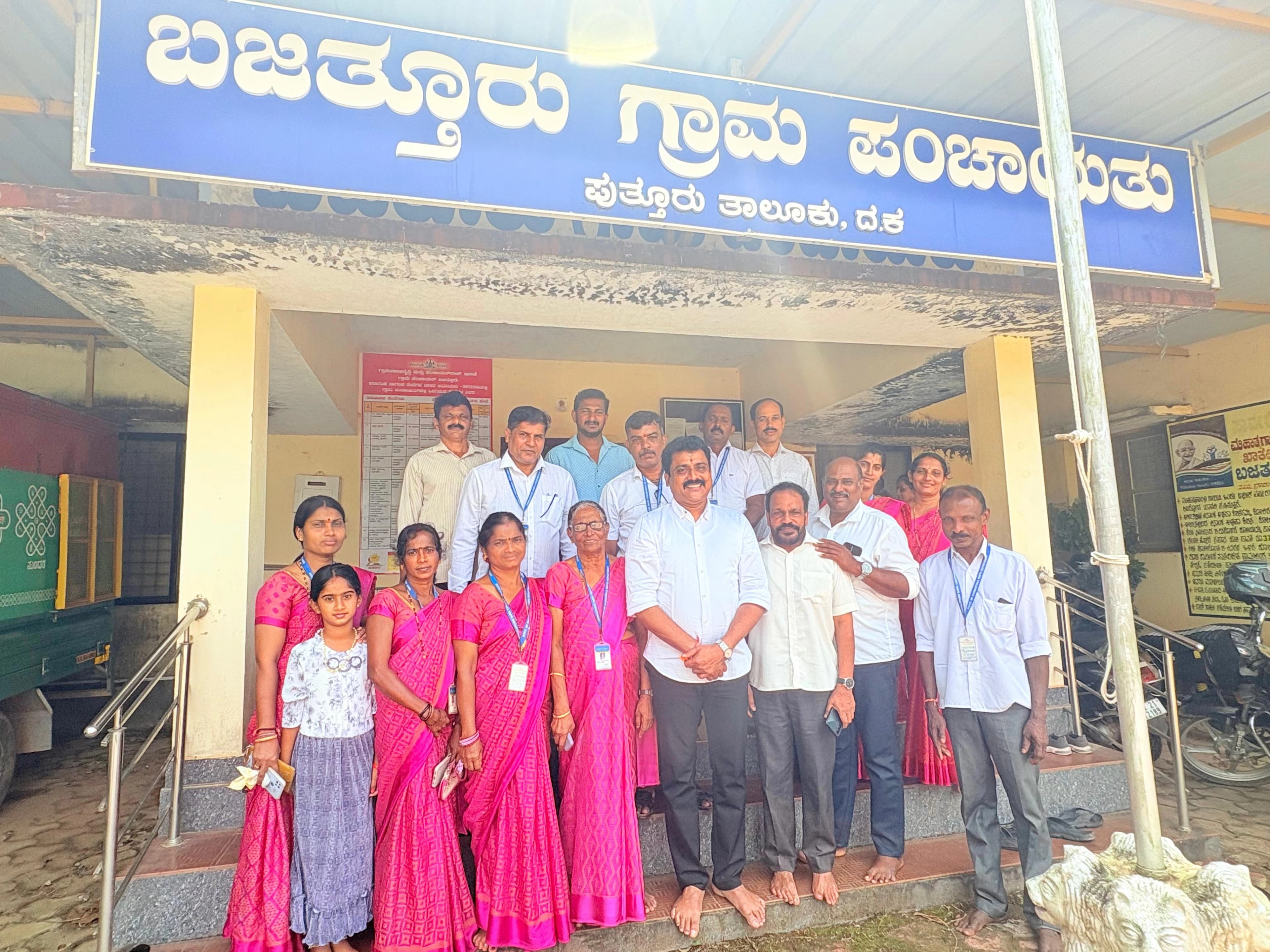 ಪುತ್ತೂರು ತಾಲೂಕಿನಲ್ಲಿ ಎರಡು ಗ್ರಾಮ ಪಂಚಾಯತಿಗಳಿಗೆ ಶಾಸಕರ ಭೇಟಿ: ಅಭಿವೃದ್ಧಿ ಕಾರ್ಯಗಳ ಪರಿಶೀಲನೆ ಮತ್ತು ಸಾರ್ವಜನಿಕರಿಂದ ಮನವಿ ಸ್ವೀಕಾರ