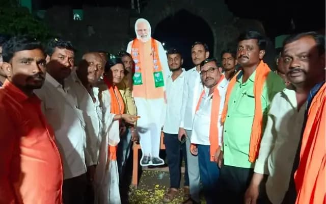 ಮೋದಿ ಪ್ರಮಾಣ ವಚನ ಹಿನ್ನಲೆ: ವಿಜಯೋತ್ಸವ ಆಚರಿಸಿದ ಬಿಜೆಪಿ ಕಾರ್ಯಕರ್ತರು