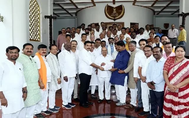 ಸಿದ್ದರಾಮಯ್ಯ ರಾಜೀನಾಮೆಗೆ ಒತ್ತಾಯಿಸಿ ಬಿಜೆಪಿ ರಾಜಭವನ್ ಚಲೋ
