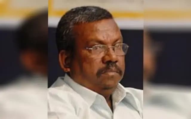 ಹಿರಿಯ ಪತ್ರಕರ್ತ ಚಿದಂಬರ ಬೈಕಂಪಾಡಿಗೆ ಯಕ್ಷಧ್ರುವ ಕಲಾ ಗೌರವ