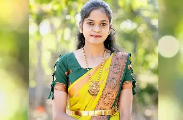 ಚಲಿಸುತ್ತಿದ್ದ ರೈಲಿಗೆ ಸಿಲುಕಿ ವಿದ್ಯಾರ್ಥಿನಿ ಆತ್ಮಹತ್ಯೆಗೆ ಶರಣು