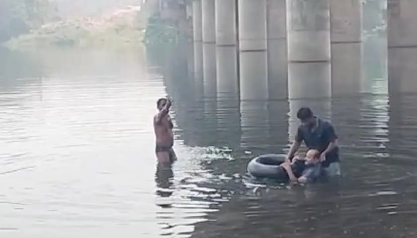 ನೇತ್ರಾವತಿಗೆ ಹಾರಿ ಆತ್ಮಹತ್ಯೆಗೆ ಯತ್ನಿಸಿದ ಬೆಂಗಳೂರು ನಿವಾಸಿ, ರಕ್ಷಿಸಿ ದಡ ಸೇರಿಸಿದ ಗೂಡಿನಬಳಿ ಯುವಕ