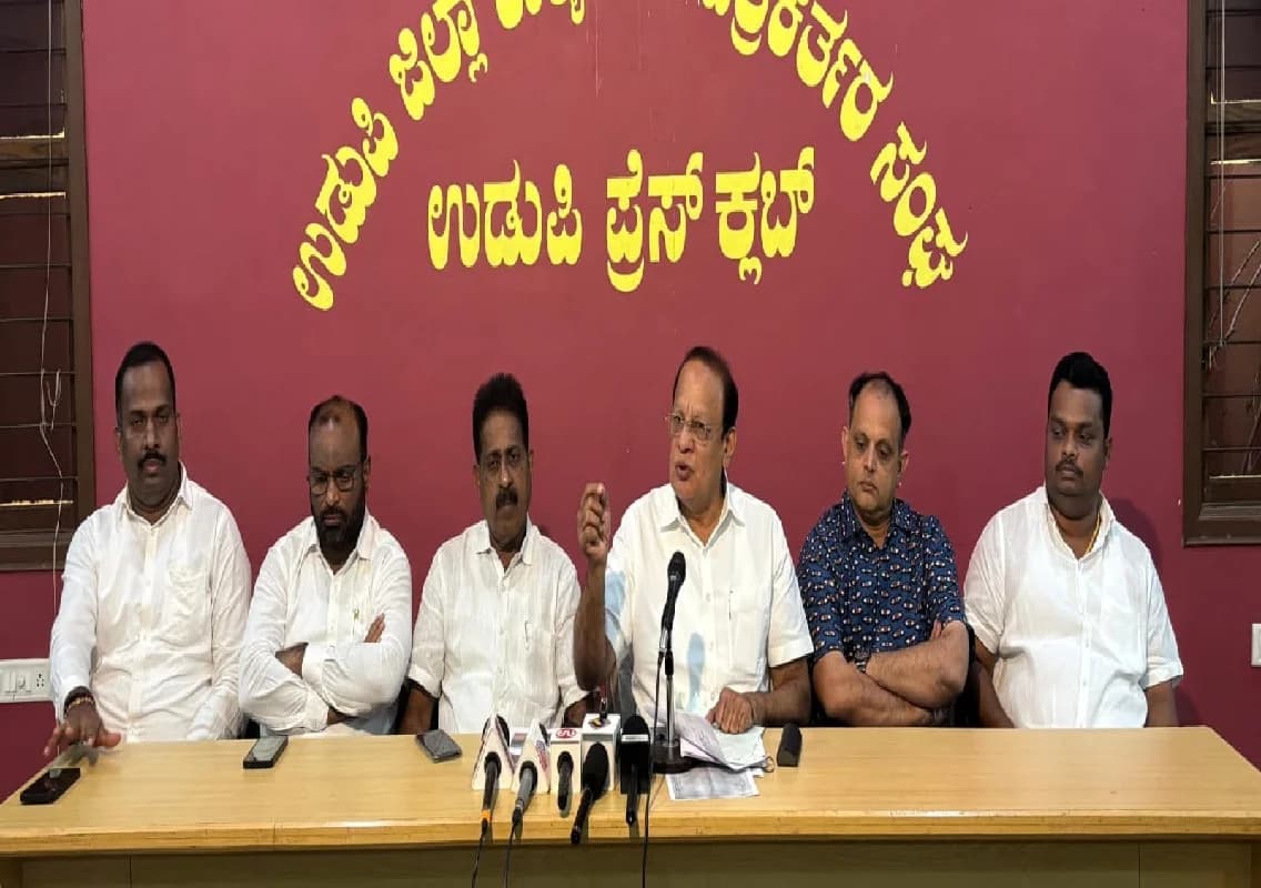 ಸಿಸಿಬಿ ಕಾರ್ಯಾಚರಣೆ : ಅಕ್ರಮ ಪಿಸ್ತೂಲ್ ಹೊಂದಿದ್ದ ಇಬ್ಬರ ಸೆರೆ