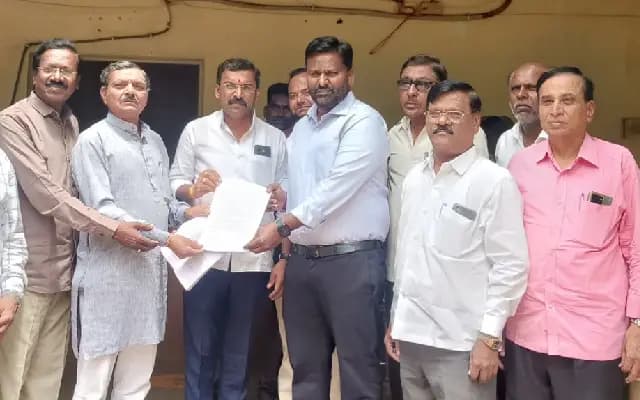 ಉದ್ಯಾನದಲ್ಲಿ ಇಂದಿರಾ ಕ್ಯಾಂಟೀನ್ ನಿರ್ಮಾಣಕ್ಕೆ ವಿರೋಧ