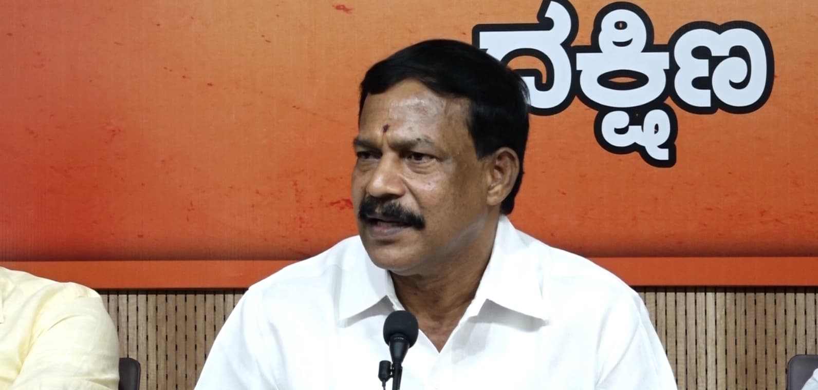 ಒಂದು ಕುಟುಂಬ, ಹೆಣ್ಣು ಮಗುವಿನ ಜೀವನದ ಪ್ರಶ್ನೆ ಇದ್ರಲ್ಲಿ ರಾಜಕೀಯ ಸರಿಯಲ್ಲ: ಬಿಜೆಪಿ ಜಿಲ್ಲಾಧ್ಯಕ್ಷ ಸತೀಶ್ ಕುಂಪಲ