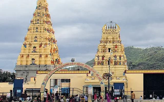 ಮಾದಪ್ಪನ ಸನ್ನಿಧಿಯಲ್ಲಿ ಬರೋಬ್ಬರಿ 2 ಕೋಟಿ 58 ಲಕ್ಷ ಕಾಣಿಕೆ ಸಂಗ್ರಹ